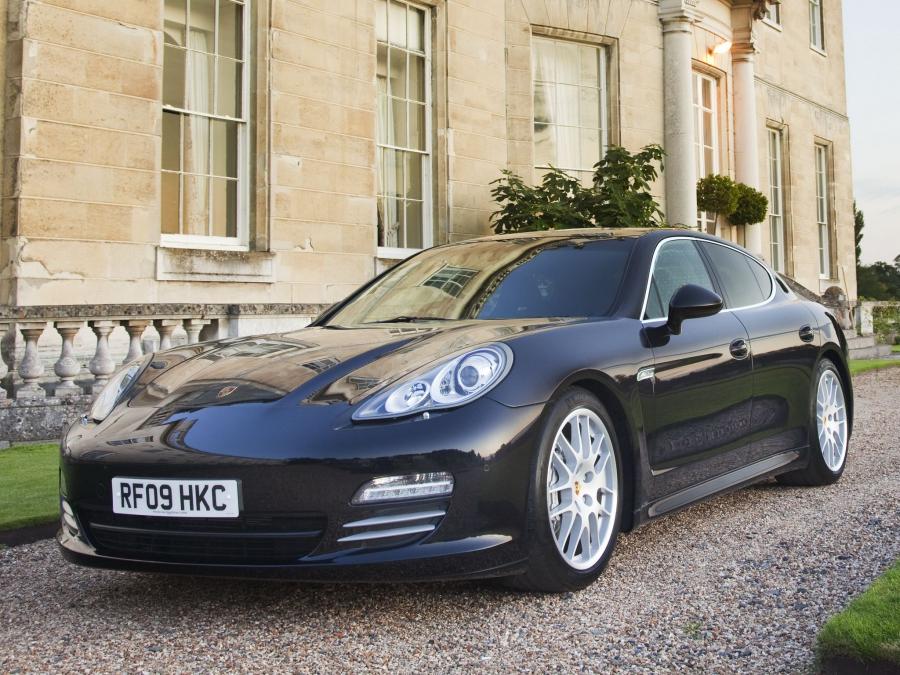  Porsche Panamera 4S 2009 года  (UK) (фото 17 из 17)